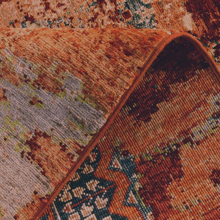 Detail image of 2' 10 x 4' Hand Knotted Mamluk Ziegler Rug