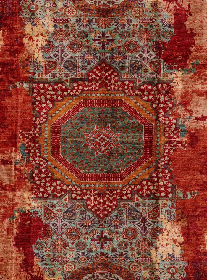 Detail image of 6' 11 x 9' 6 Hand Knotted Mamluk Ziegler Rug