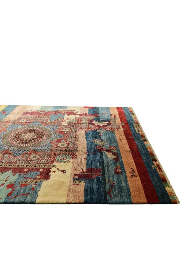 Detail image of 8' 5 x 9' 11 Hand Knotted Mamluk Ziegler Rug