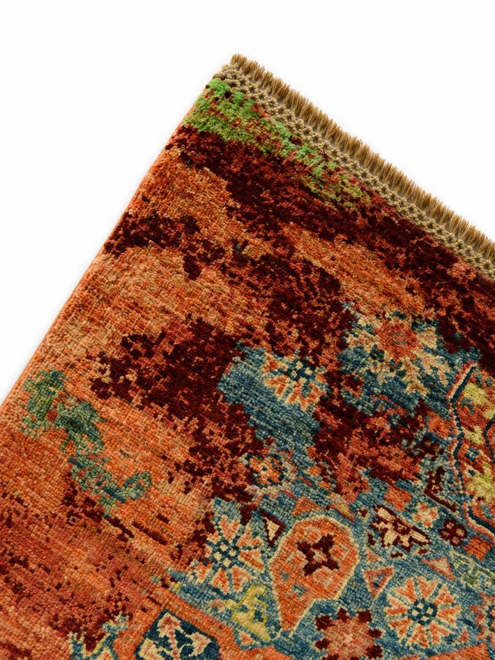 Detail image of 2' 10 x 4' Hand Knotted Mamluk Ziegler Rug