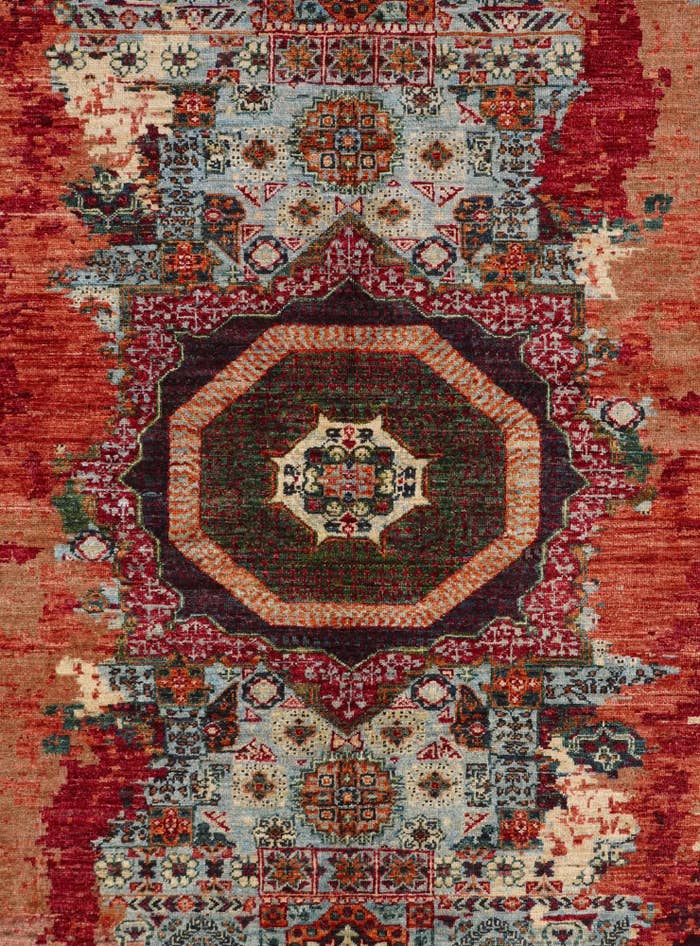 Detail image of 5' 9 x 7' 10 Hand Knotted Mamluk Ziegler Rug