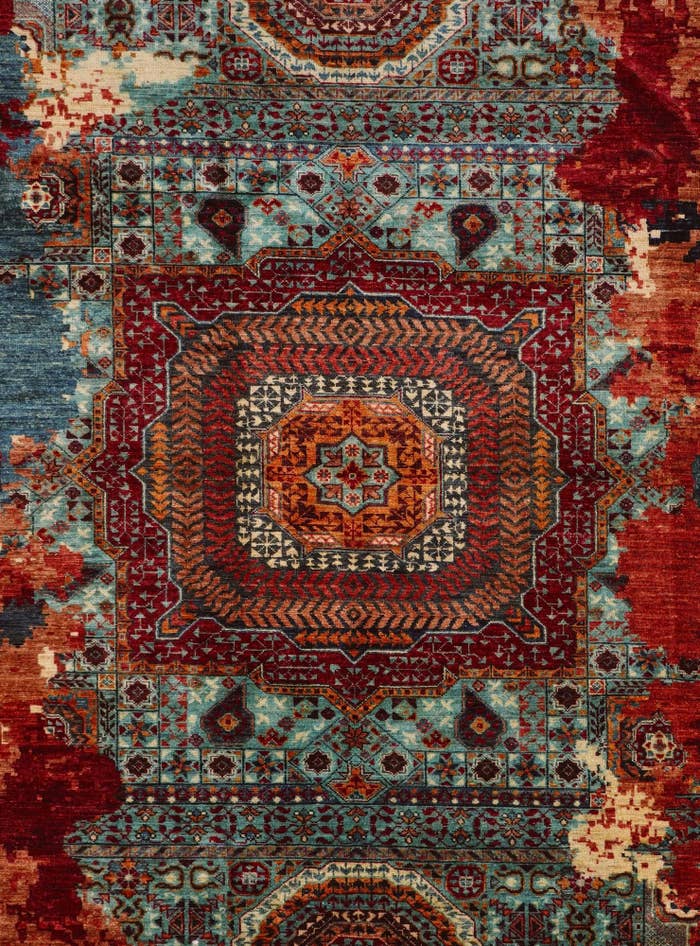 Detail image of 8' 10 x 10' 3 Hand Knotted Mamluk Ziegler Rug