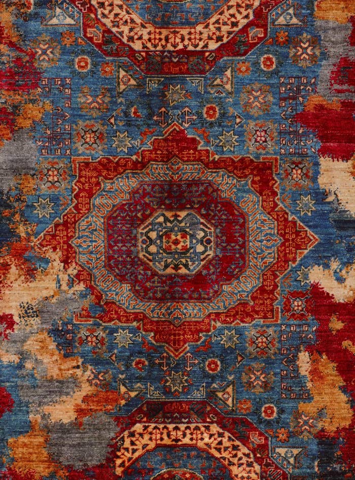 Detail image of 5' 9 x 8' 5 Hand Knotted Mamluk Ziegler Rug