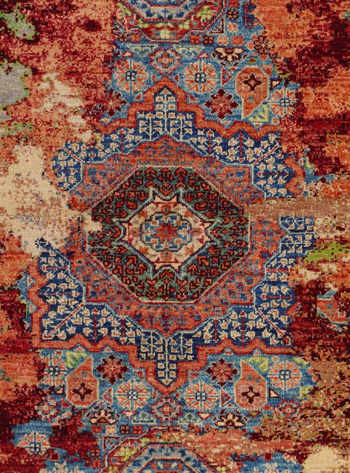 Detail image of 2' 10 x 4' Hand Knotted Mamluk Ziegler Rug