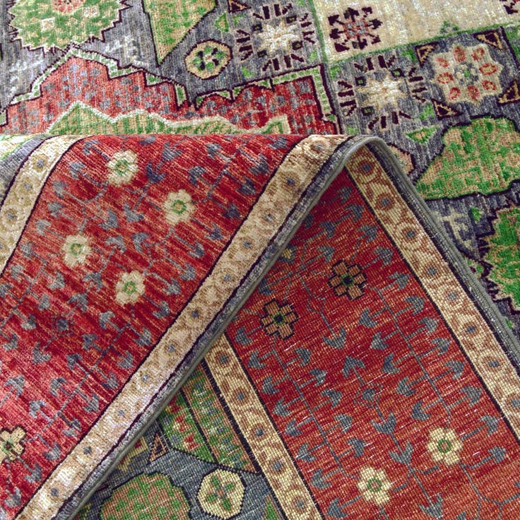 Detail image of 5' 6 x 7' 10 Hand Knotted Mamluk Ziegler Rug