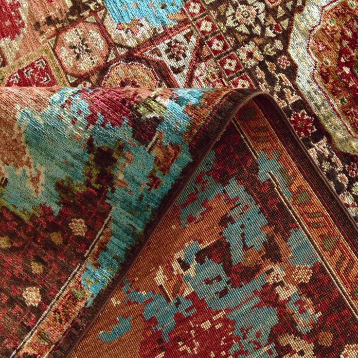 Detail image of 5' 9 x 8' 6 Hand Knotted Mamluk Ziegler Rug