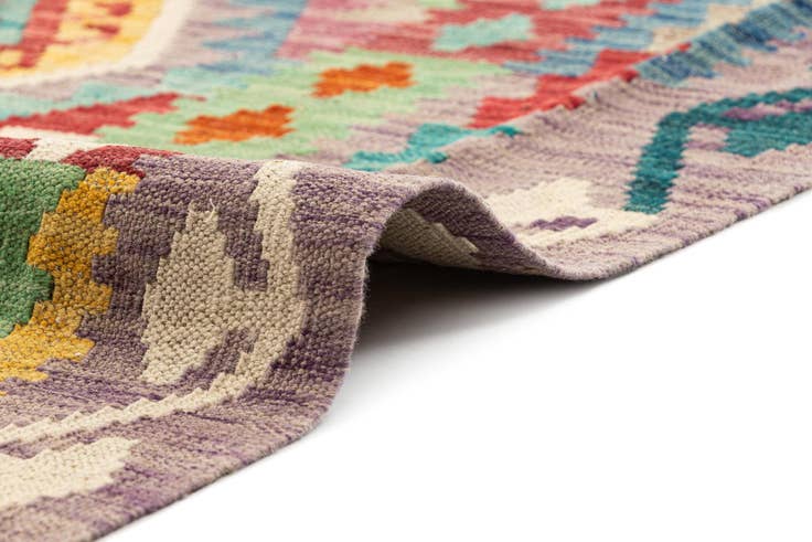 Detail image of 8' 2 x 9' 4 Hand Knotted Marok Kilim Rug