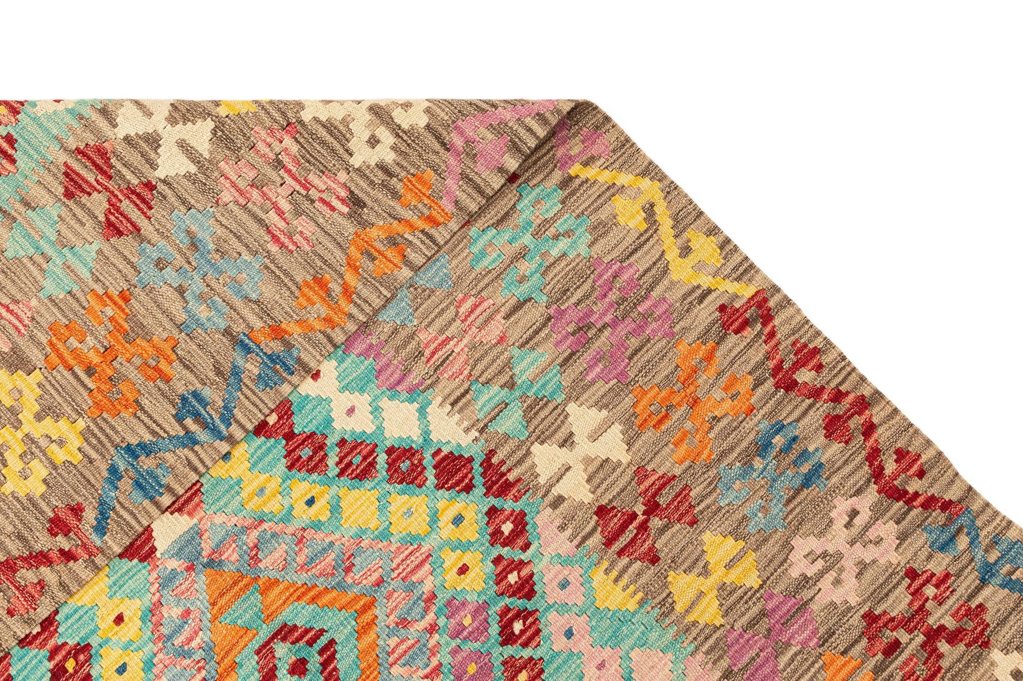7' 1 x 9' 5 Hand Knotted Marok Kilim Rug