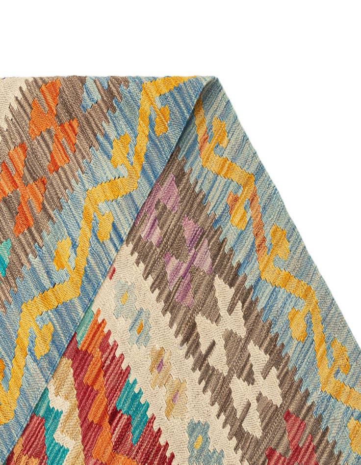 Detail image of 6' 6 x 9' 7  Hand Knotted Marok Kilim Rug