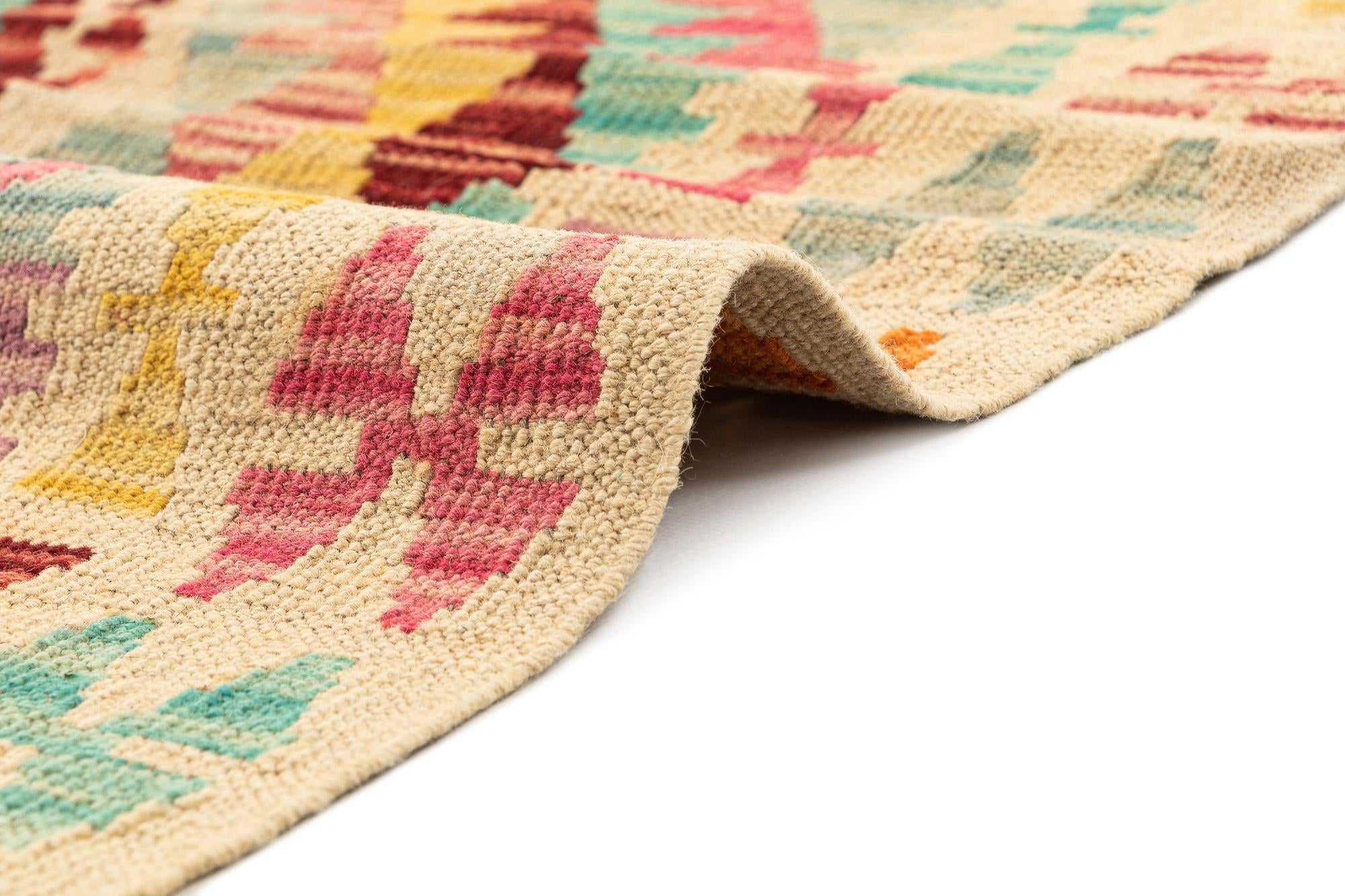 5' 1 x 6' 8 Hand Knotted Marok Kilim Rug