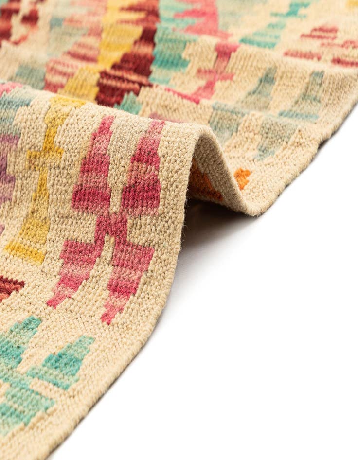 Detail image of 5' 1 x 6' 8  Hand Knotted Marok Kilim Rug