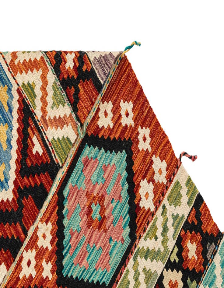 Detail image of 3' x 9' 9  Hand Knotted Marok Kilim Rug