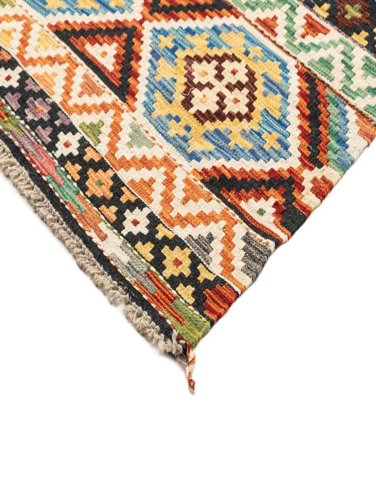 Detail image of 3' x 9' 9  Hand Knotted Marok Kilim Rug