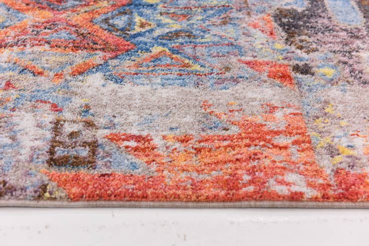 Detail image of 5' 3 x 7' 6 Mesa Rug