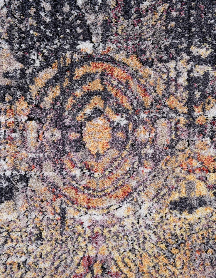 Detail image of 5' 3 x 7' 4 Mesa Rug