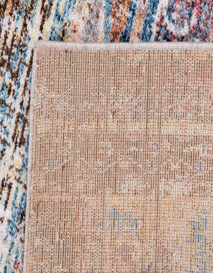 Detail image of 5' 3 x 7' 7 Mesa Rug