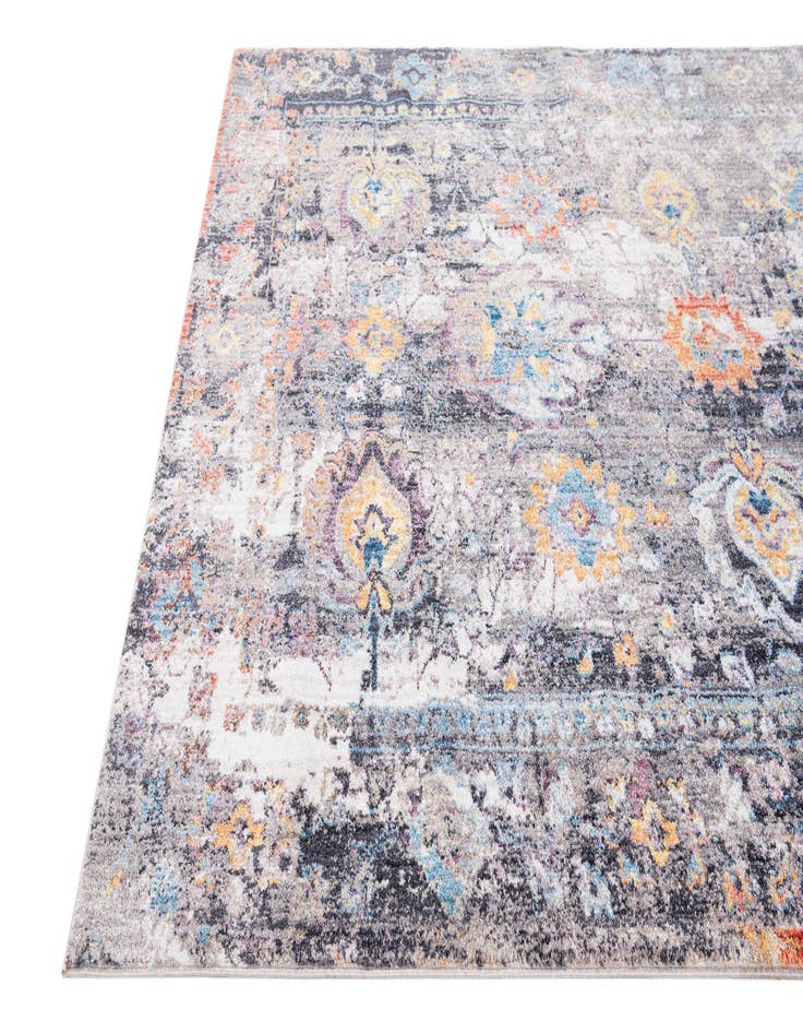 Detail image of 5' 3 x 7' 7 Mesa Rug