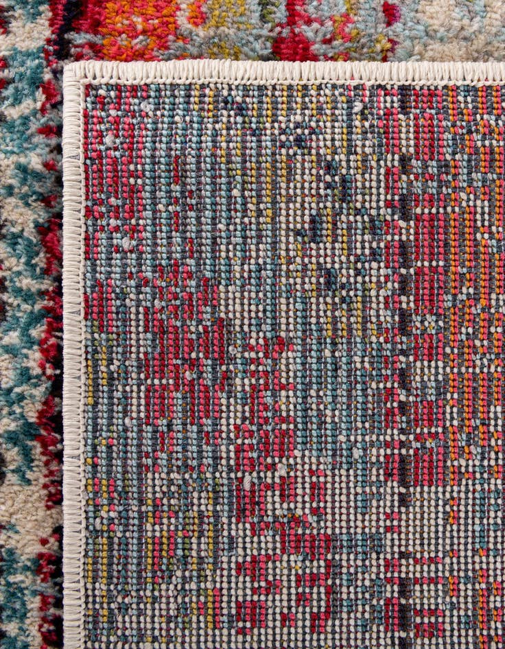 Detail image of 3' 3 x 5' 3 Washable Mesa Rug