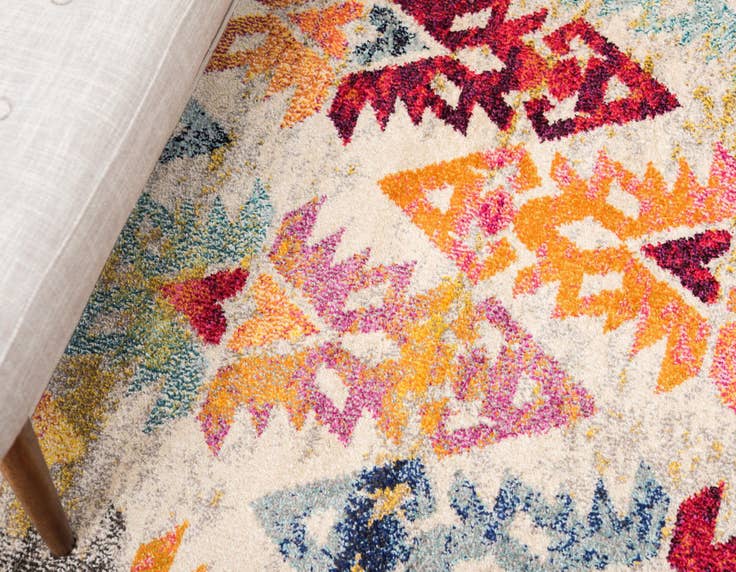 Detail image of 8' x 10' Washable Mesa Rug
