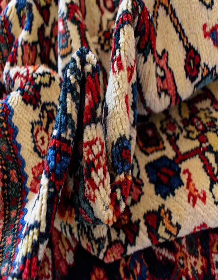 Detail image of 8' 6 x 11' 8 Meshkabad Rug