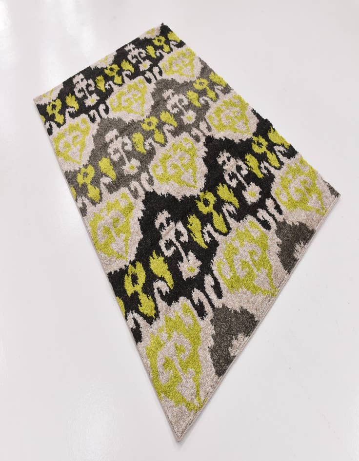 Detail image of 5' x 7' 6 Midas Frieze Rug