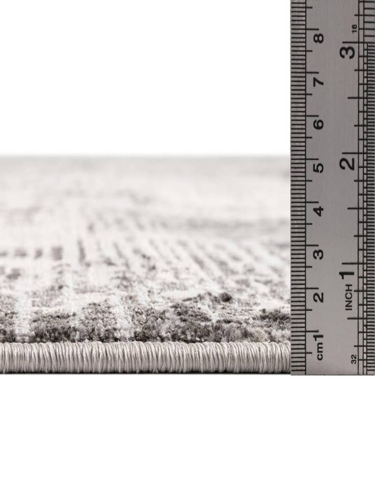 Detail image of 5' 3 x 7' 7 Modern Classical Rug