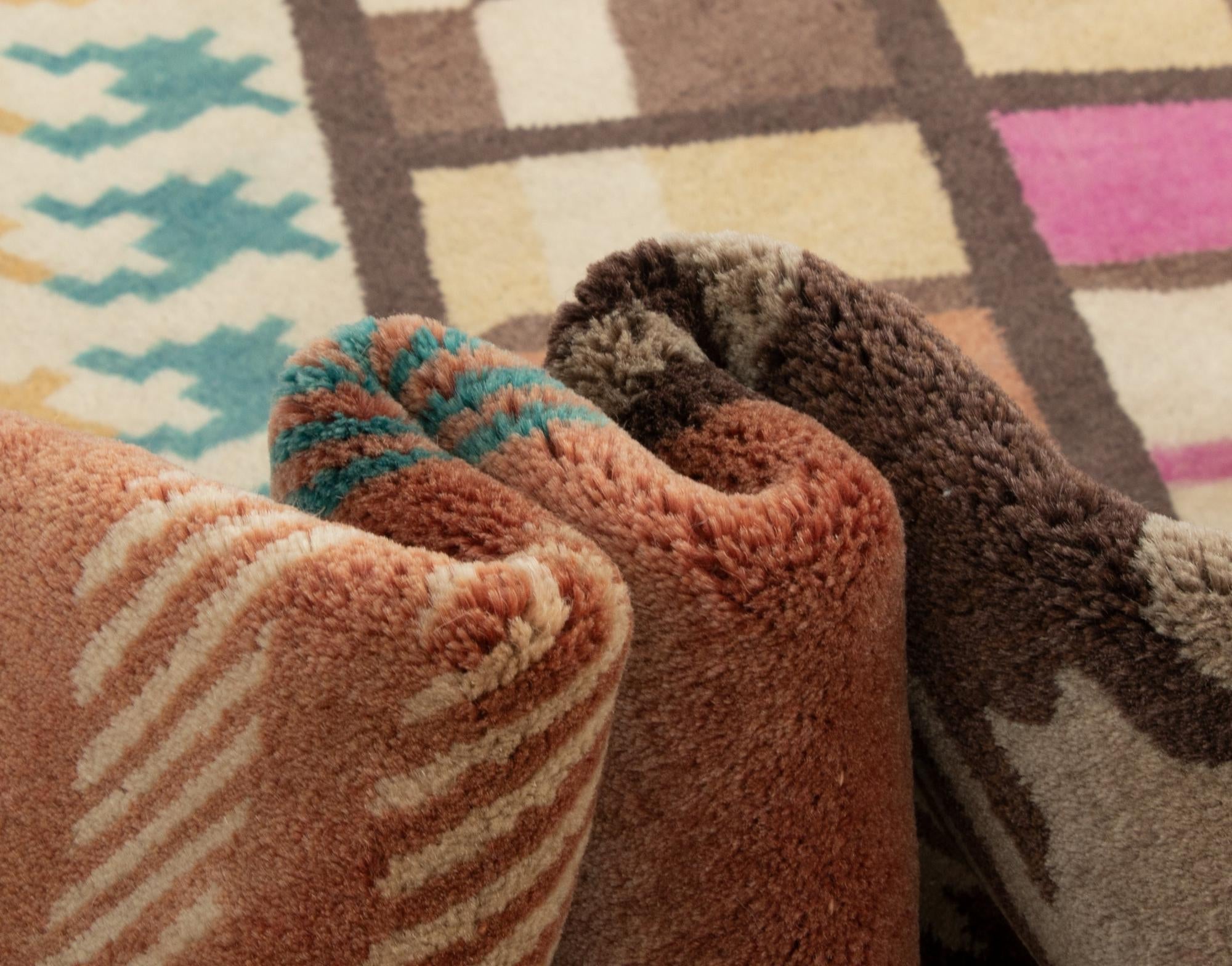 7' 6 x 9' 7 Modern Manshu Wool Rug