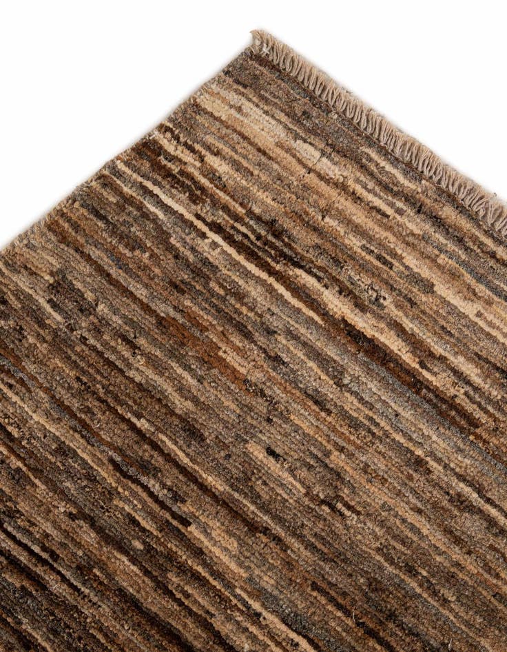 Detail image of 6' 5 x 9' 7  Hand Knotted Modern Ziegler Wool Rug