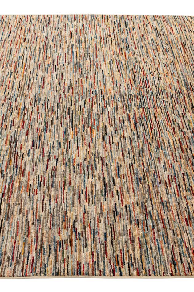 Detail image of 6' 6 x 9' 6 Hand Knotted Modern Ziegler Rug