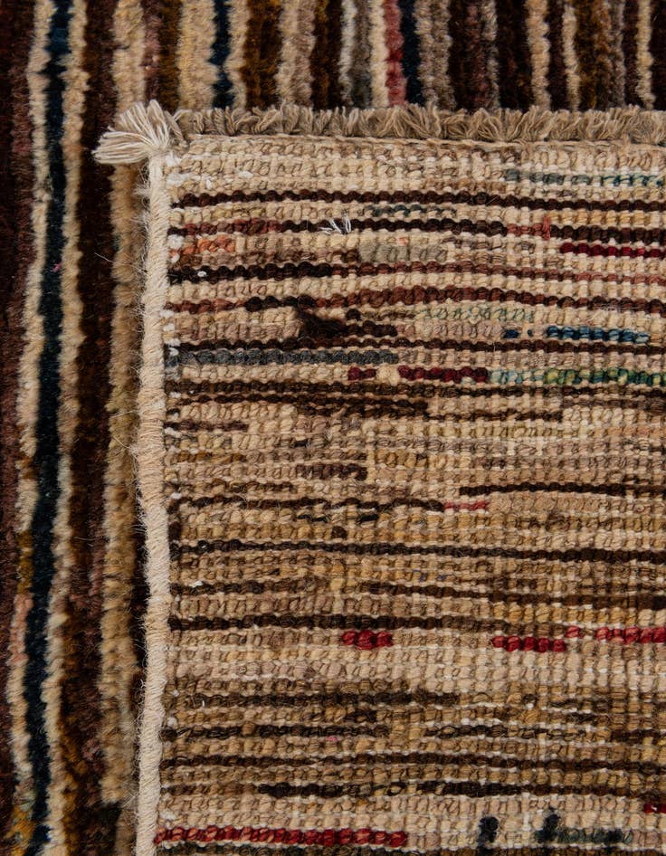 Detail image of 2' 7 x 3' 11  Hand Knotted Modern Ziegler Wool Rug