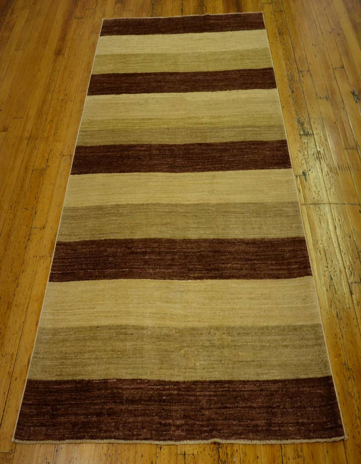 Detail image of 4' 9 x 6' 3 Hand Knotted Modern Ziegler Oriental Rug