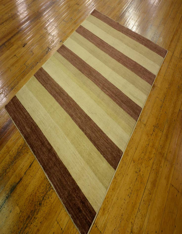 Detail image of 4' 9 x 6' 3 Hand Knotted Modern Ziegler Oriental Rug