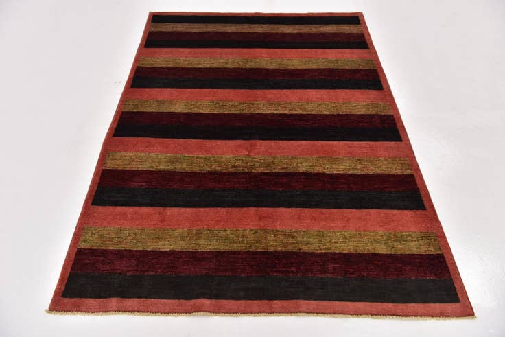 Detail image of 4' 9 x 6' 6 Hand Knotted Modern Ziegler Oriental Rug