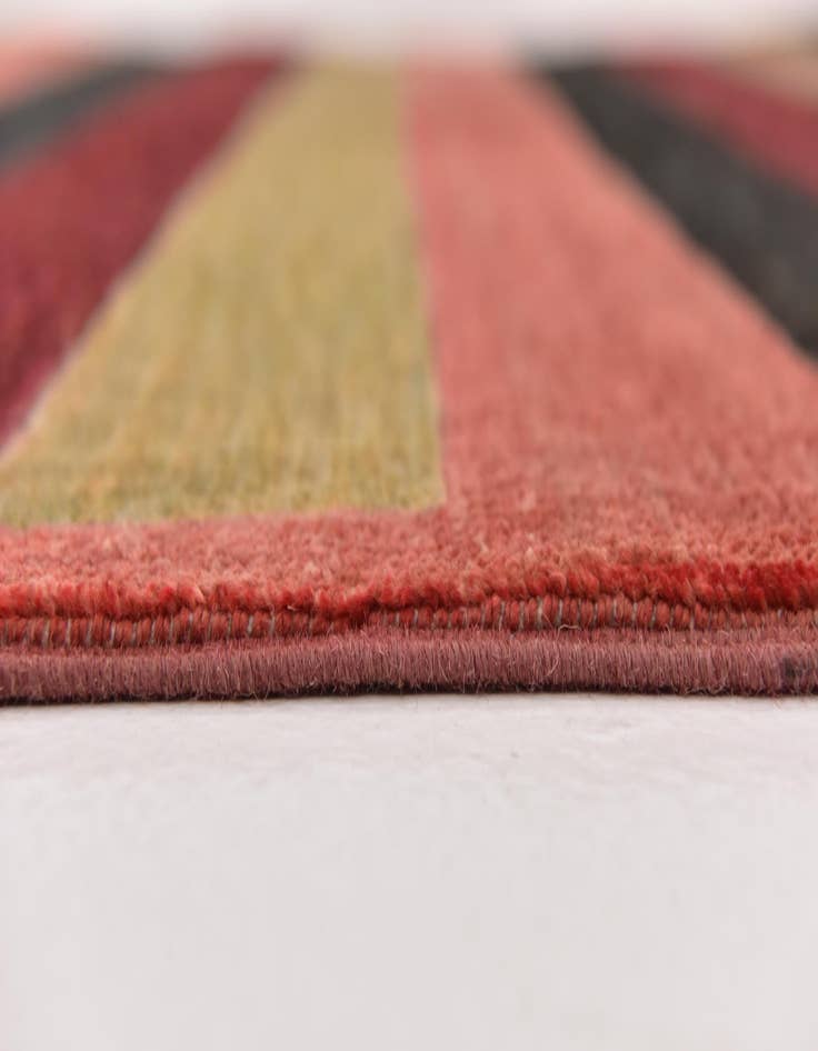 Detail image of 4' 9 x 6' 6  Hand Knotted Modern Ziegler Oriental Rug