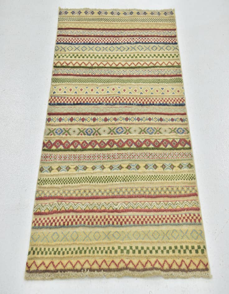 Detail image of 2' 8 x 4' 2  Hand Knotted Modern Ziegler Oriental Rug