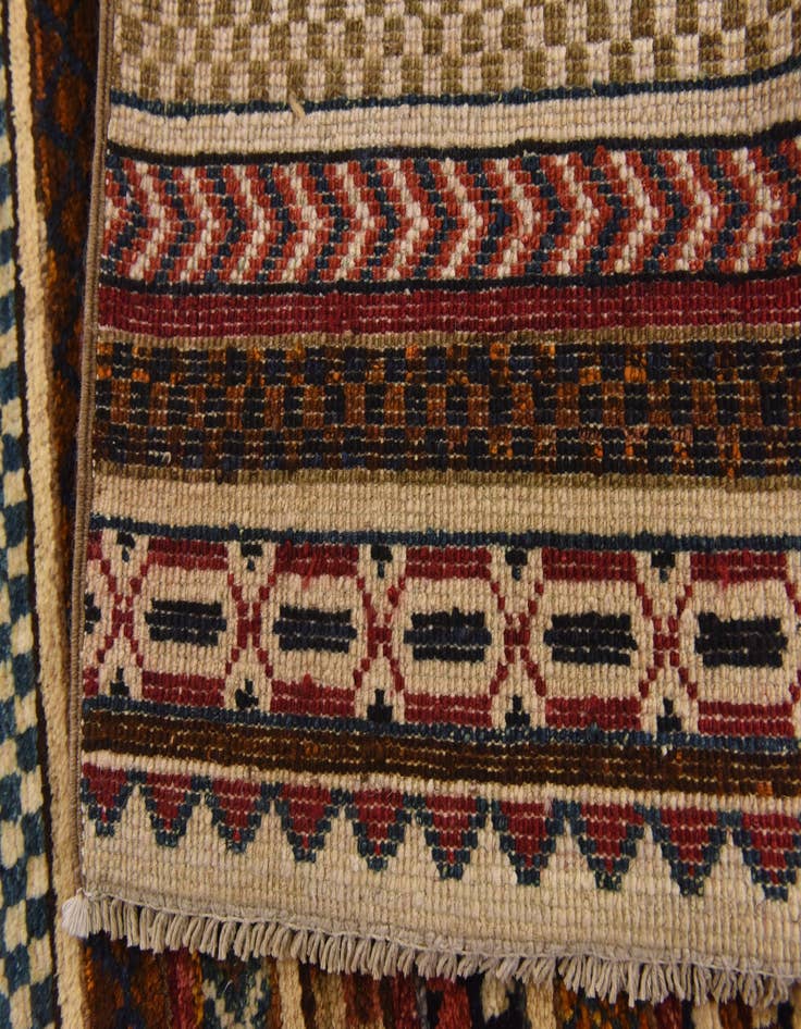 Detail image of 6' 8 x 9' 6 Hand Knotted Modern Ziegler Rug