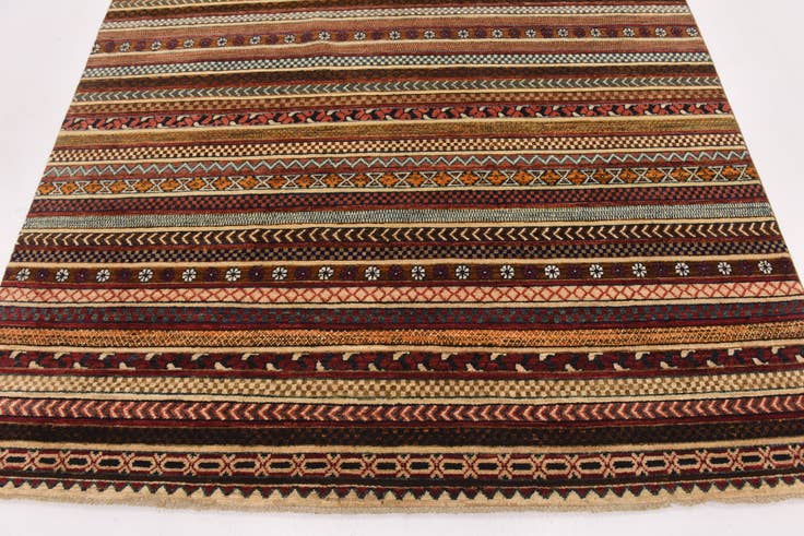 Detail image of 6' 8 x 9' 6 Hand Knotted Modern Ziegler Rug