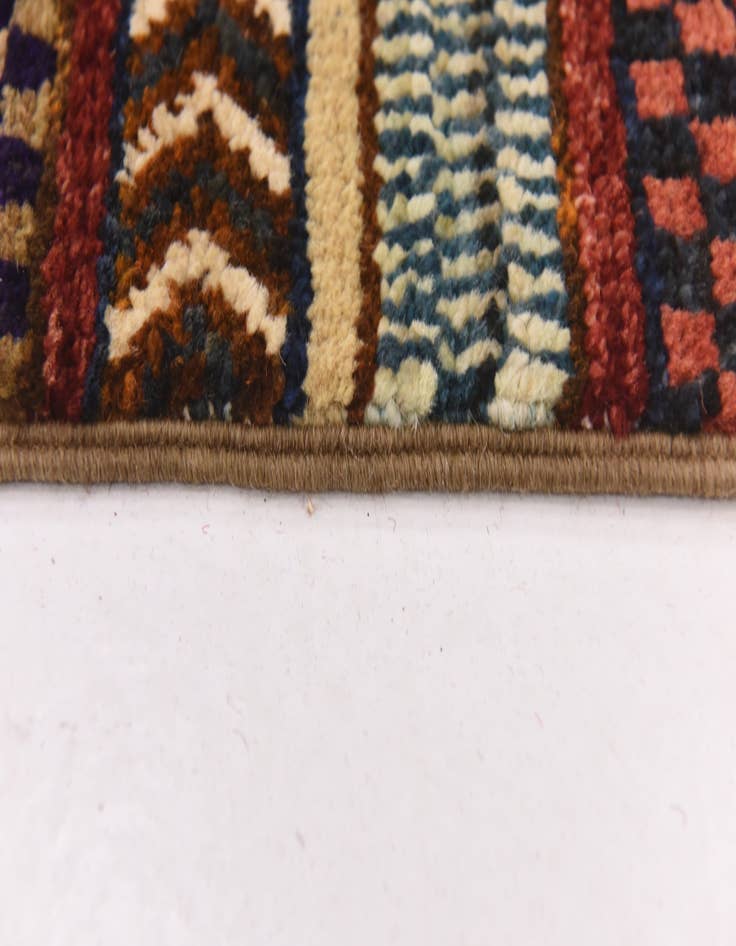 Detail image of 6' 8 x 9' 6 Hand Knotted Modern Ziegler Rug