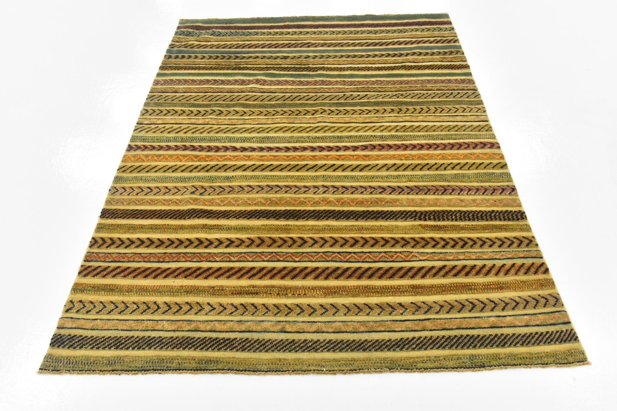 4' 8 x 6' 3 Hand Knotted Modern Ziegler Rug