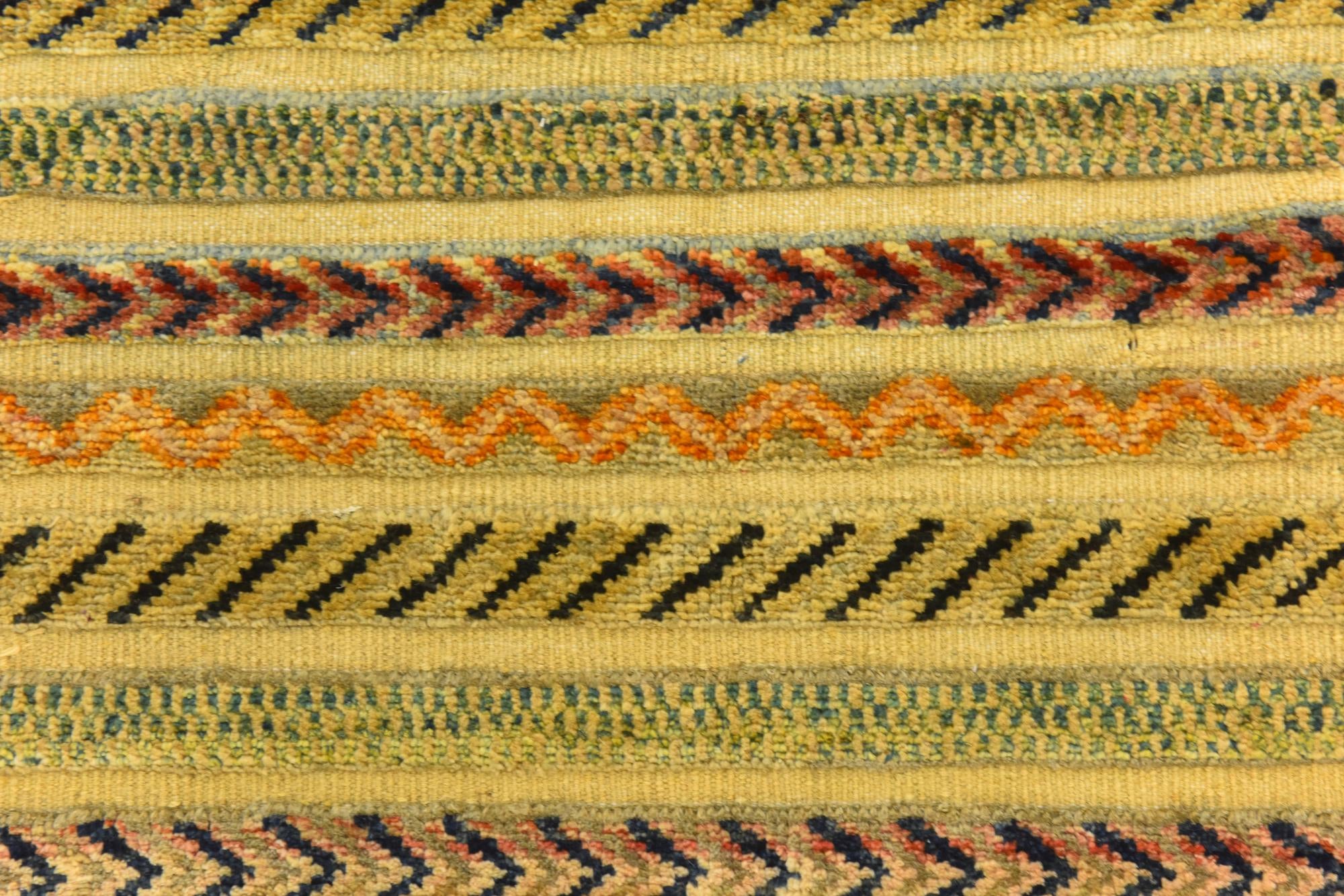 4' 8 x 6' 3 Hand Knotted Modern Ziegler Rug