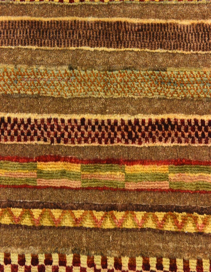 Detail image of 5' x 6' 8  Hand Knotted Modern Ziegler Rug