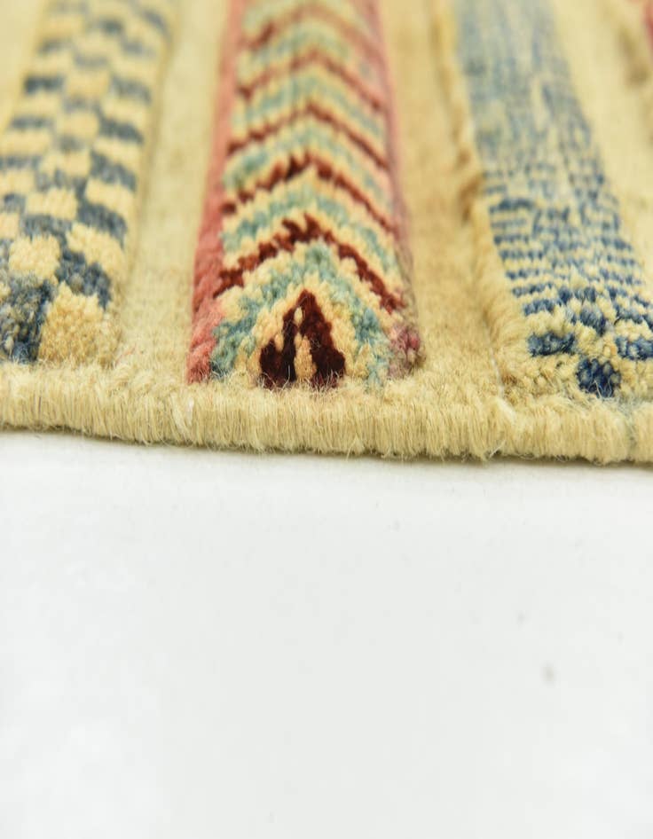 Detail image of 6' 8 x 9' 10  Hand Knotted Modern Ziegler Rug