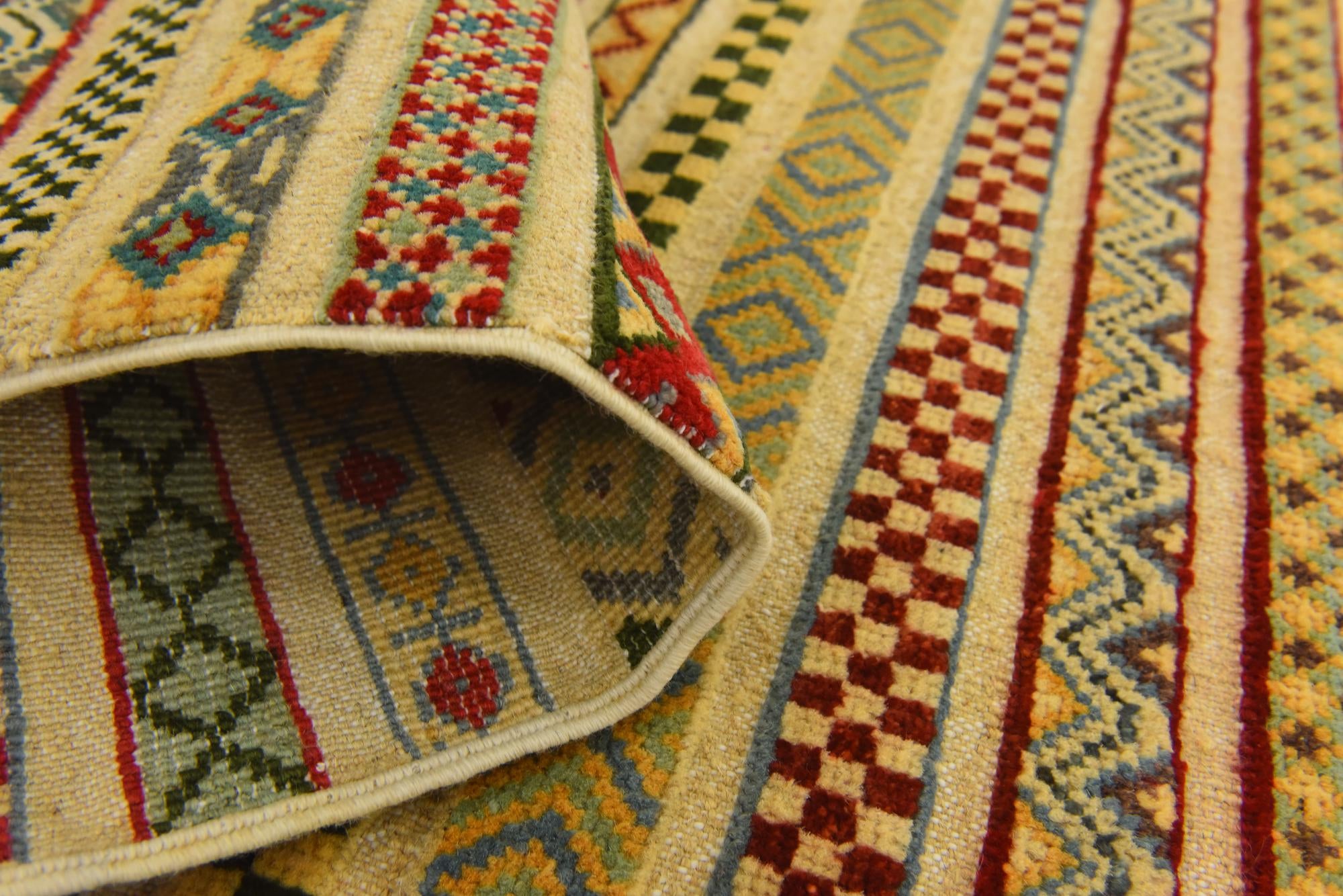 2' 10 x 4' Hand Knotted Modern Ziegler Rug
