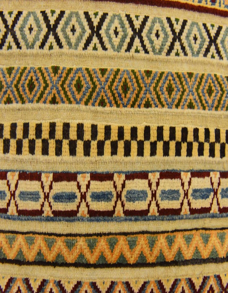 Detail image of 2' 7 x 3' 11 Hand Knotted Modern Ziegler Rug