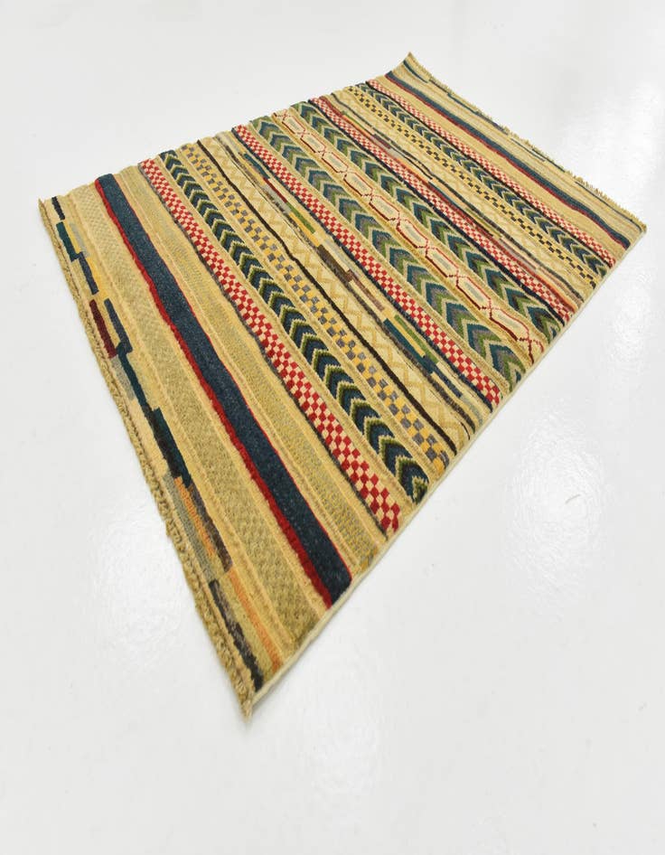 Detail image of 2' 9 x 4' 1  Hand Knotted Modern Ziegler Rug