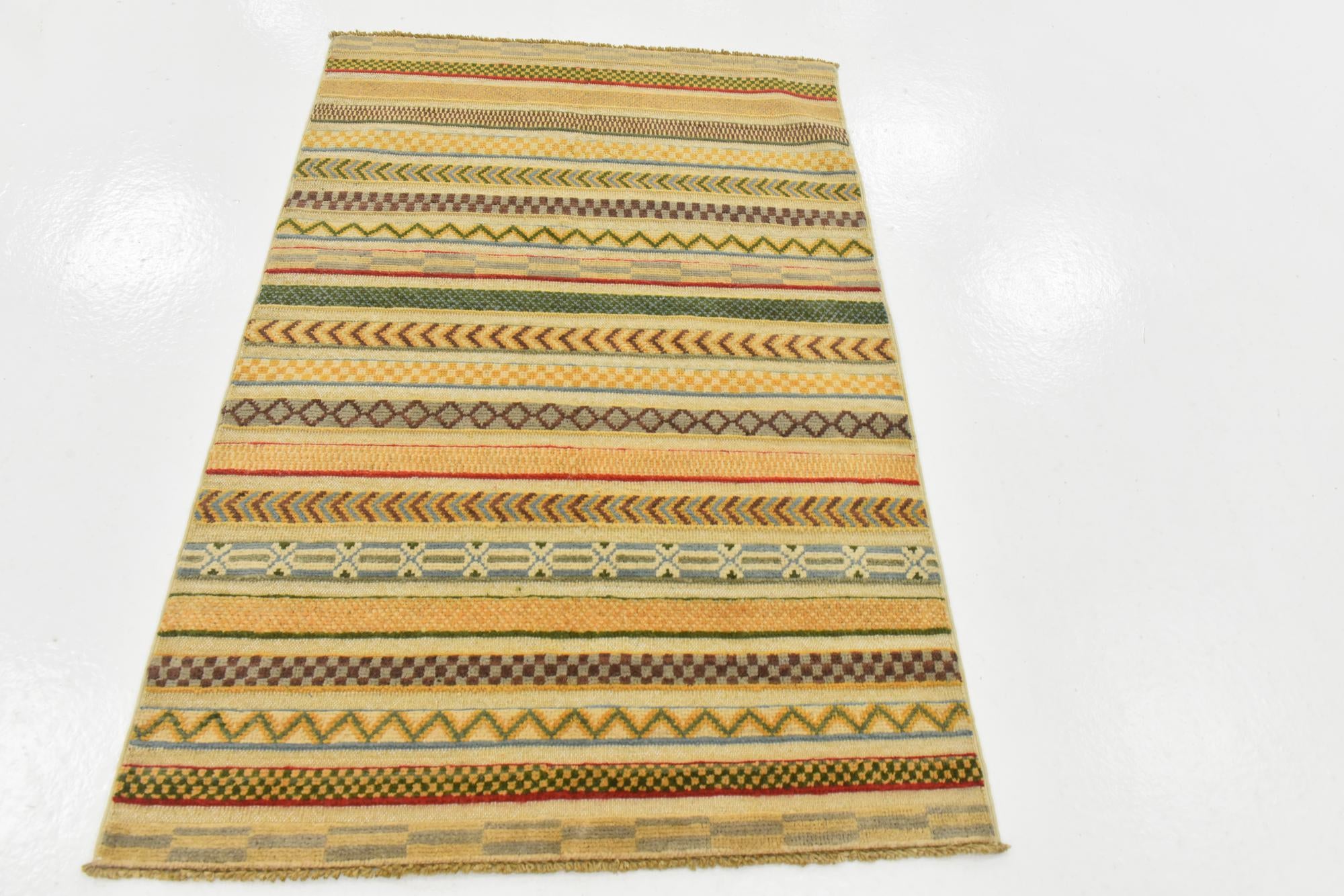 2' 8 x 4' Hand Knotted Modern Ziegler Rug