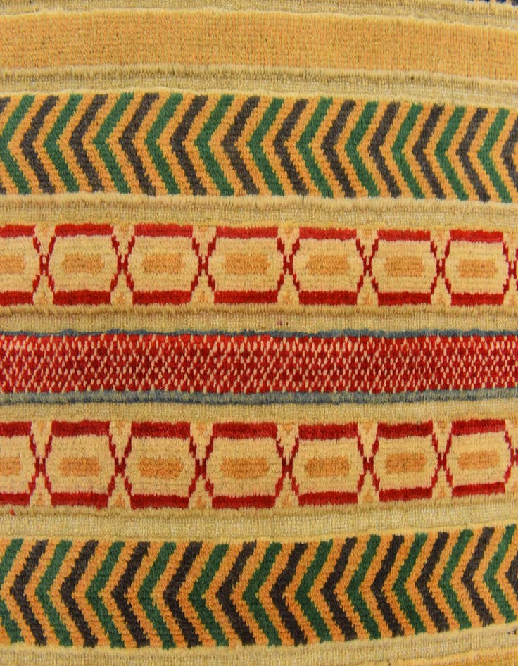 Detail image of 2' 7 x 4' 1  Hand Knotted Modern Ziegler Rug