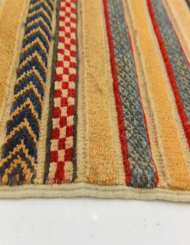 Detail image of 2' 7 x 4' 1  Hand Knotted Modern Ziegler Rug