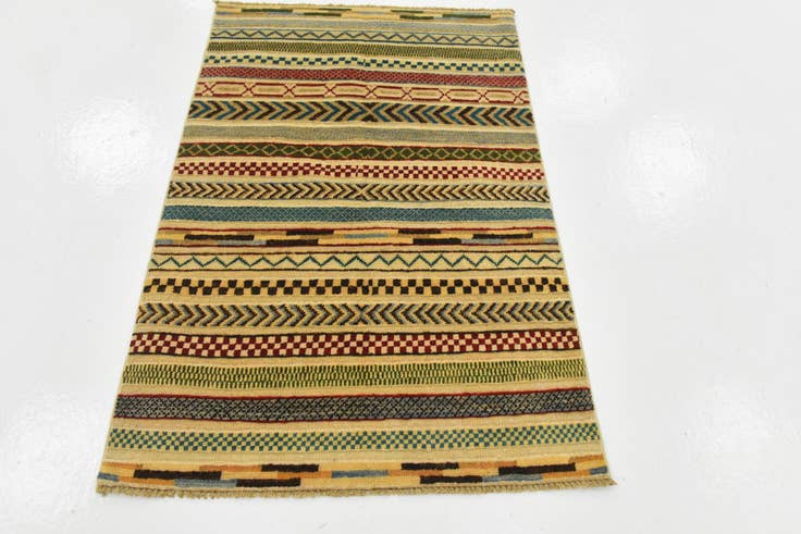 Detail image of 2' 8 x 4' Hand Knotted Modern Ziegler Rug