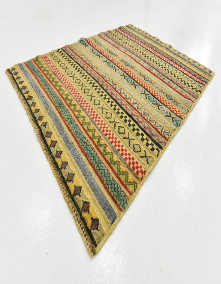 Detail image of 2' 11 x 3' 11 Hand Knotted Modern Ziegler Rug